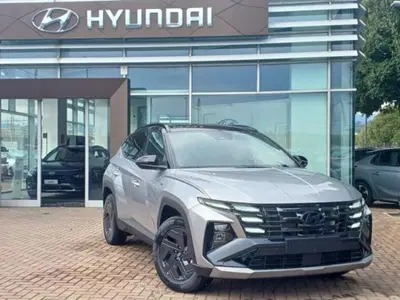 Hyundai Tucson 1.6 t-gdi Dark Line 2wd dct nuova a Savona