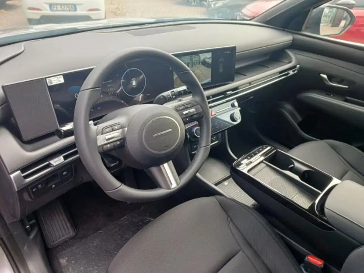 Hyundai Tucson nuova a Savona (13)