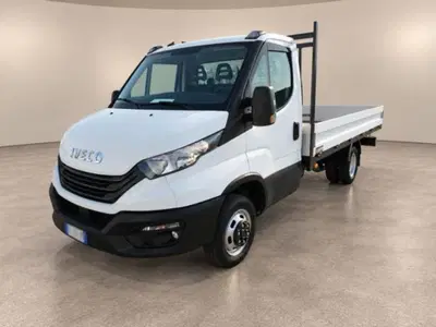 Iveco Daily Telaio 35C14 BTor 2.3 HPT PC-RG Cabinato del 2023 usata a Castegnato