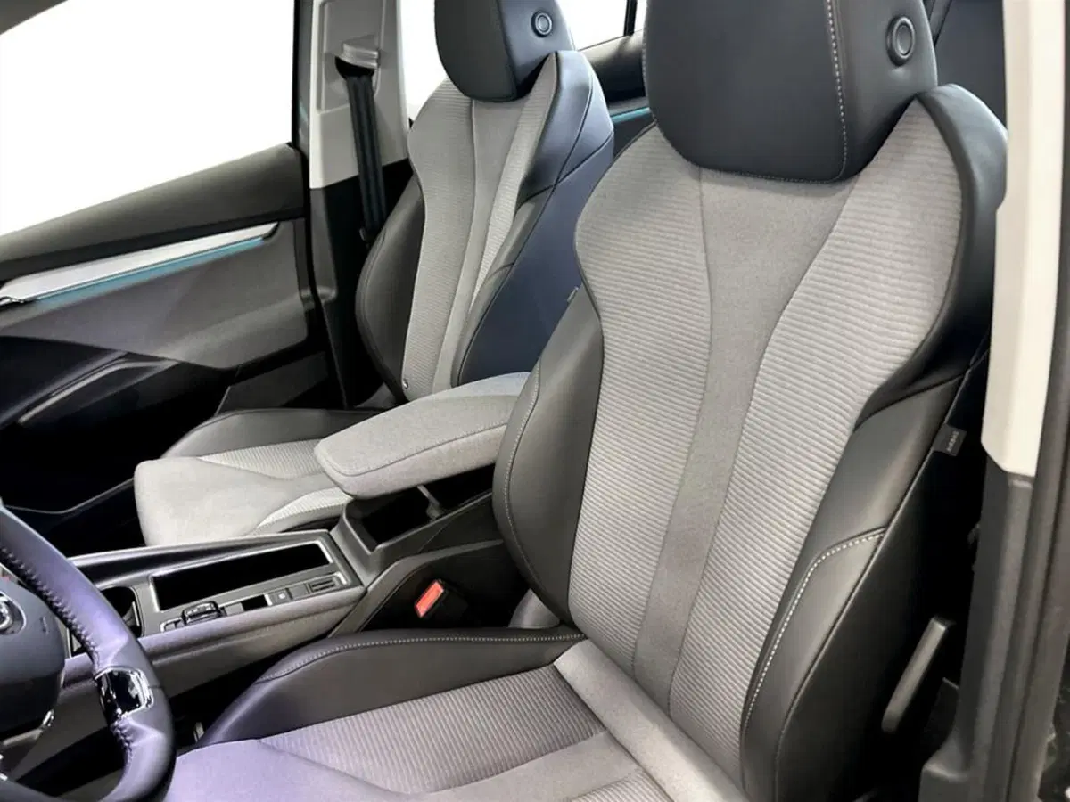 Skoda Enyaq usata a Piacenza (9)