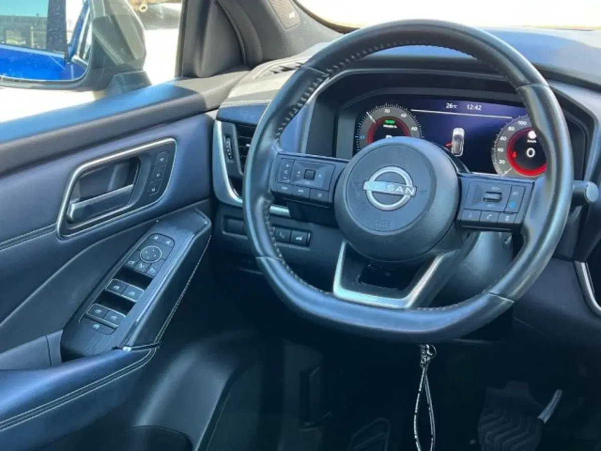 Nissan Qashqai usata a Taranto (12)