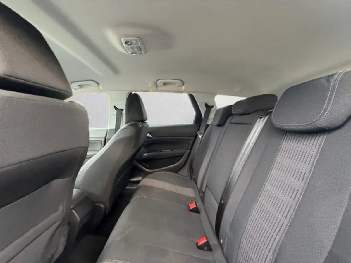 Peugeot 308 SW usata a Udine (9)