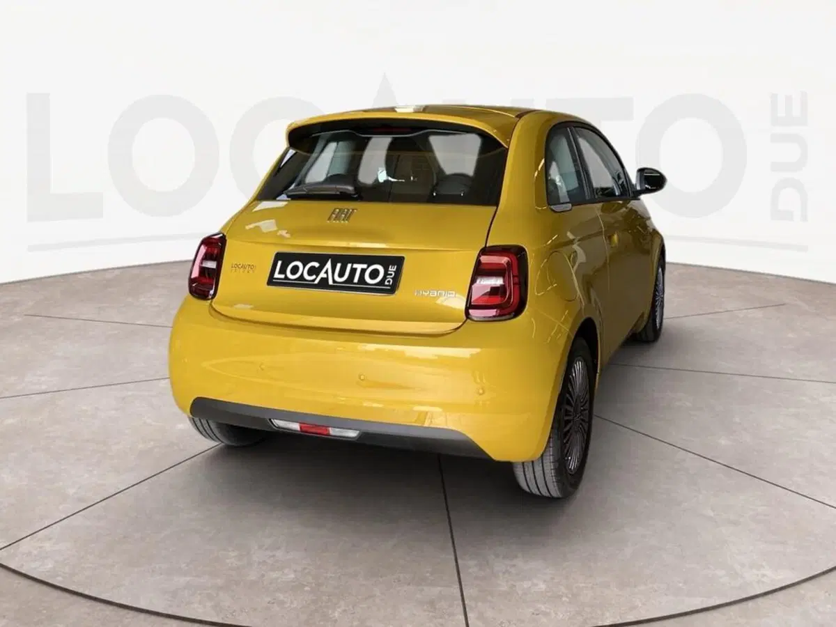 Fiat 500 nuova a Torino (4)