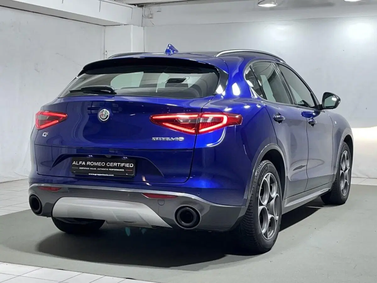 Alfa Romeo Stelvio usata a Sondrio (5)