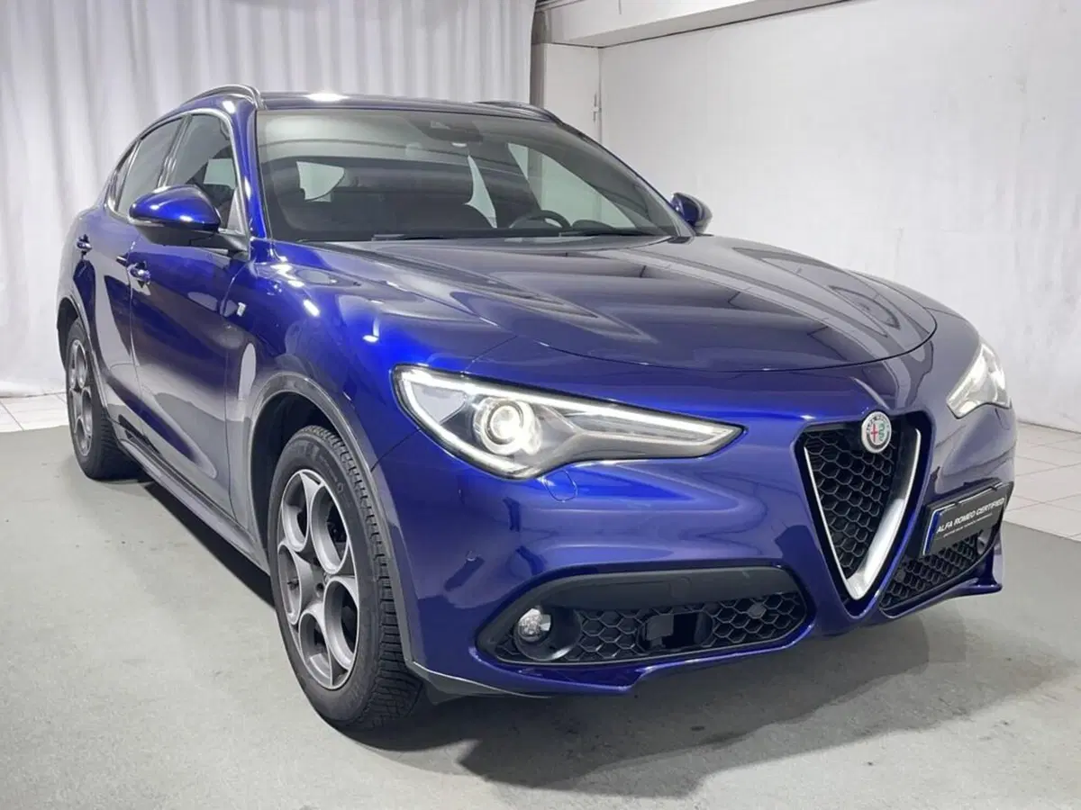 Alfa Romeo Stelvio usata a Sondrio (7)
