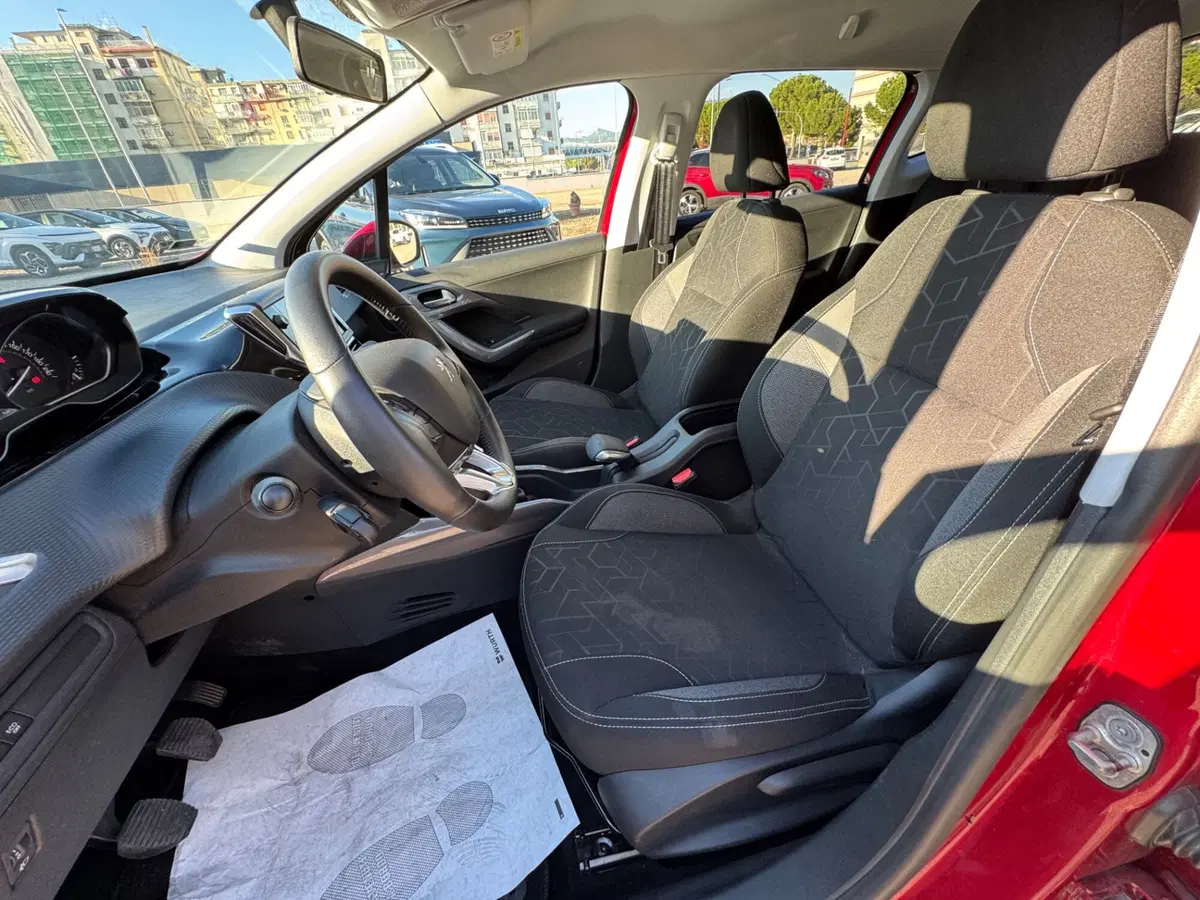 Peugeot 2008 usata a Palermo (5)