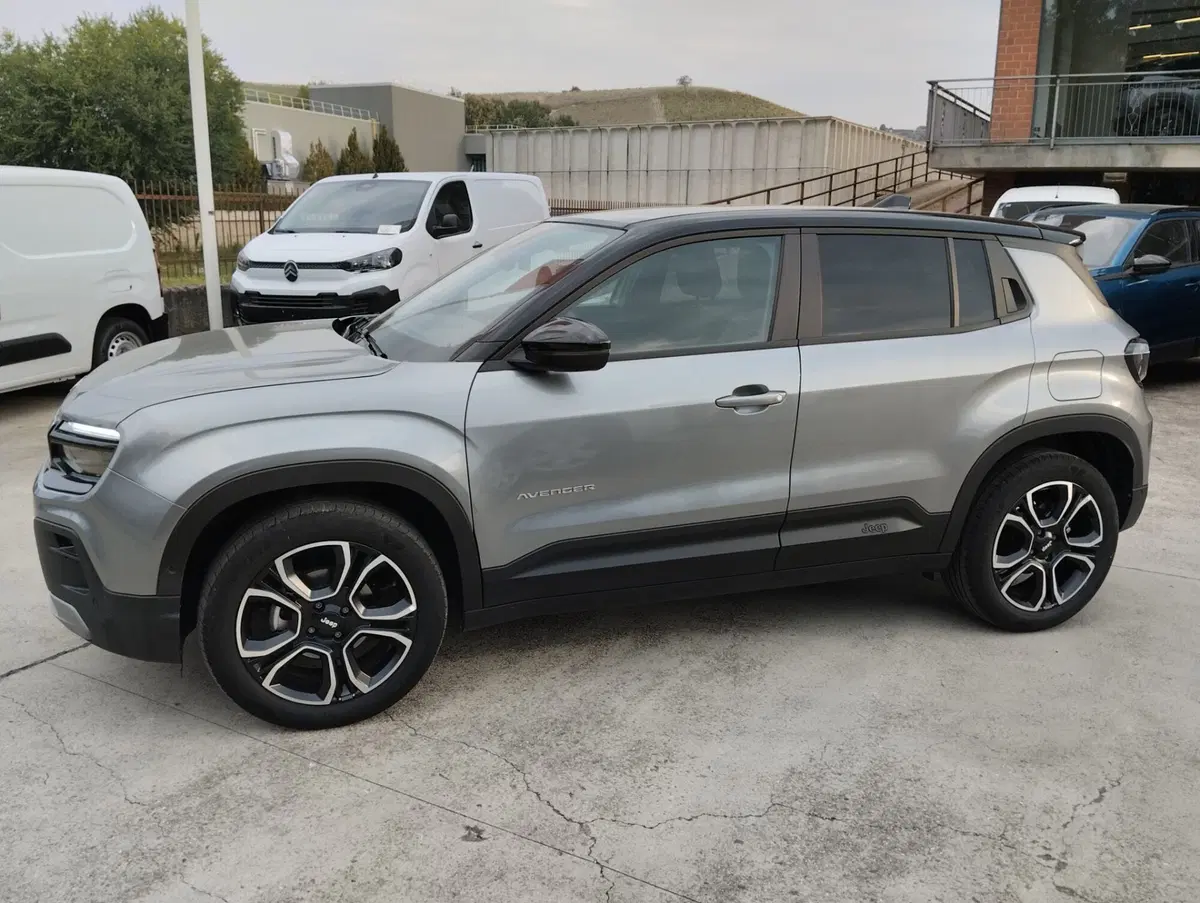 Jeep Avenger usata a Asti (6)