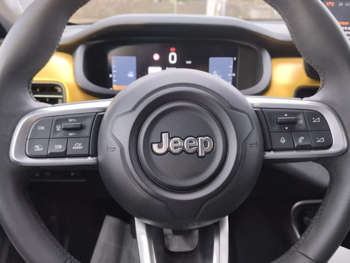 Jeep Avenger usata a Asti (9)