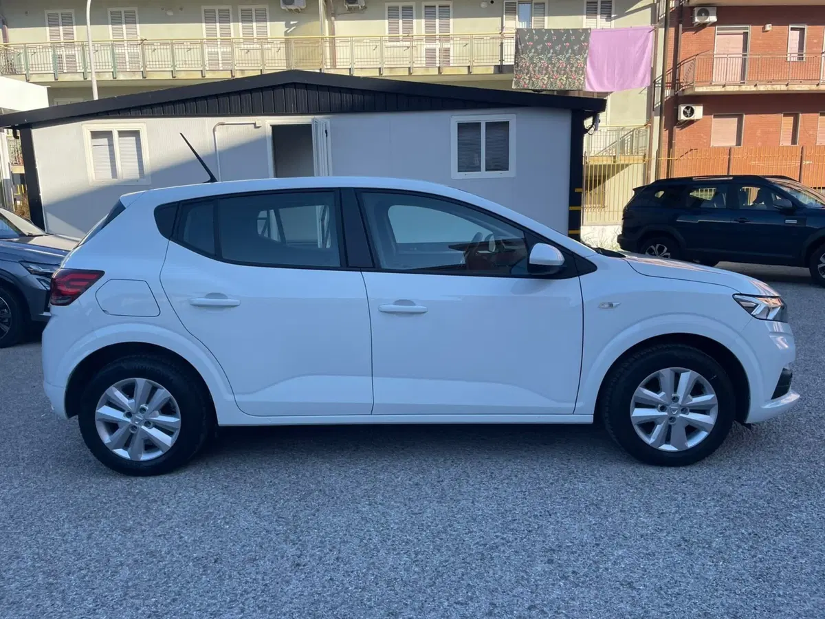 Dacia Sandero usata a Messina (4)
