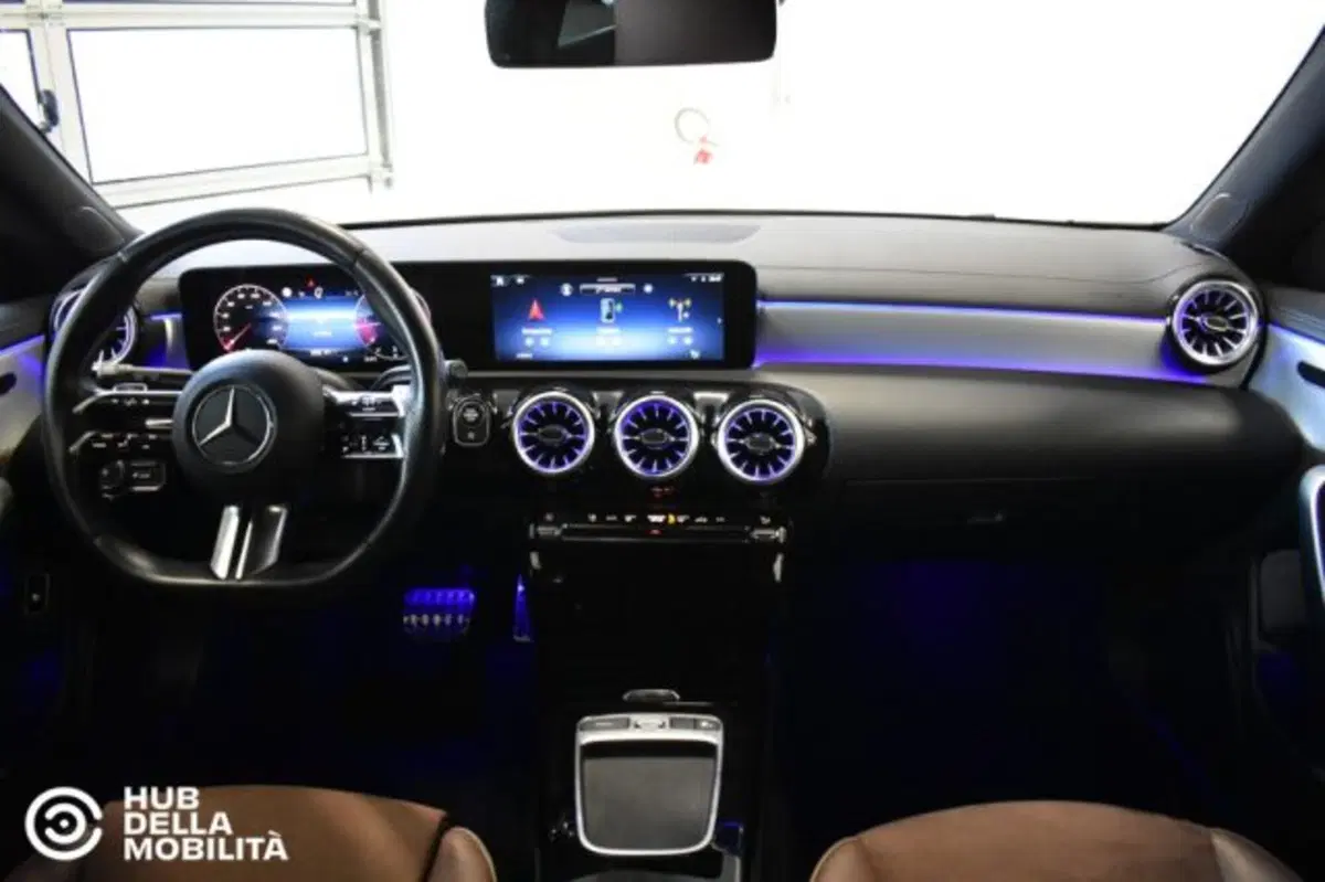Mercedes-Benz CLA Shooting Brake usata a Perugia (10)