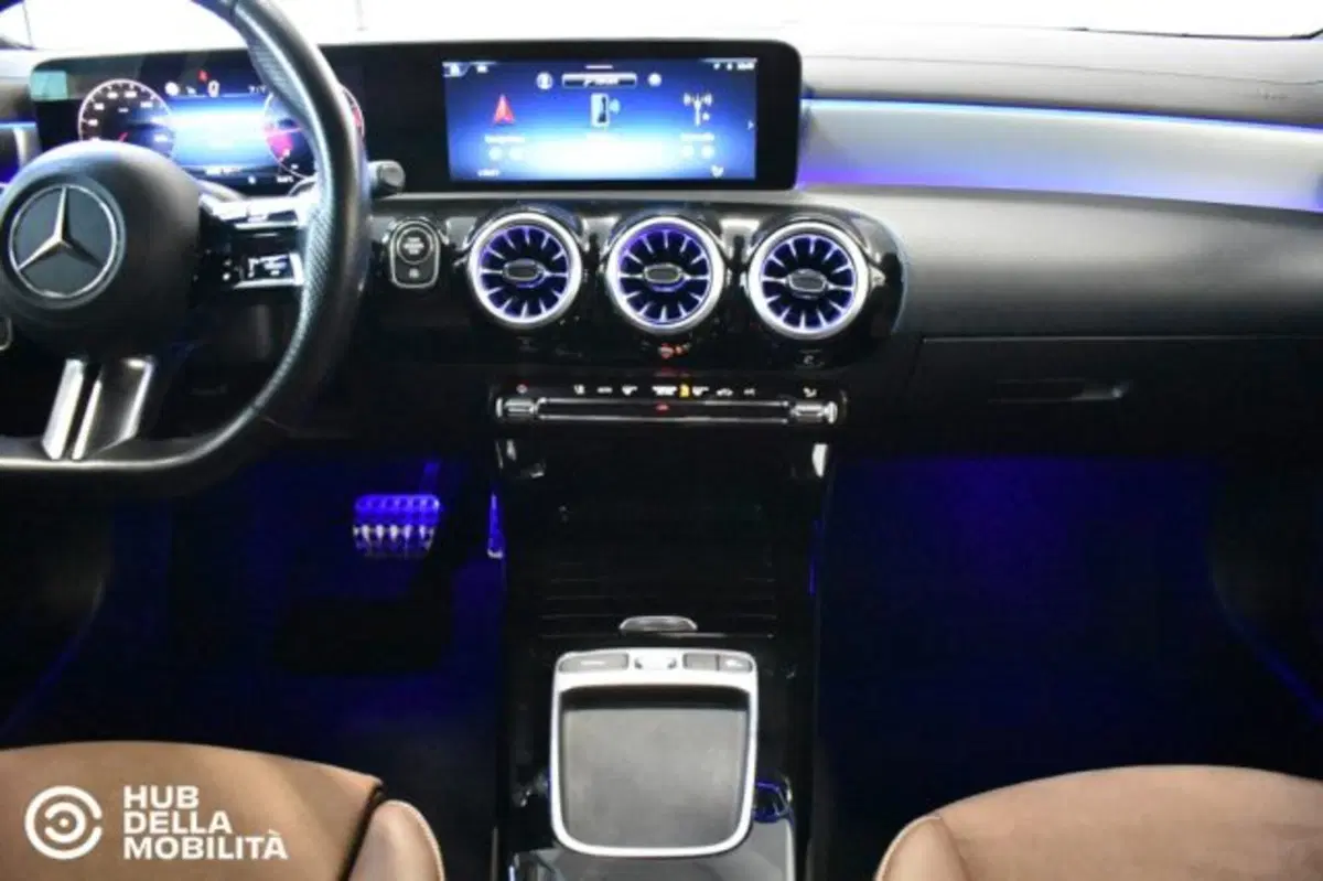 Mercedes-Benz CLA Shooting Brake usata a Perugia (11)