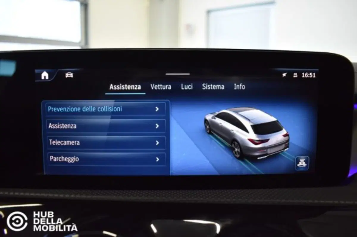 Mercedes-Benz CLA Shooting Brake usata a Perugia (18)