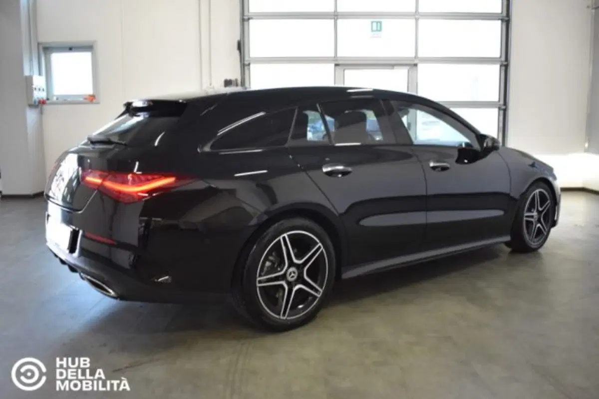 Mercedes-Benz CLA Shooting Brake usata a Perugia (4)