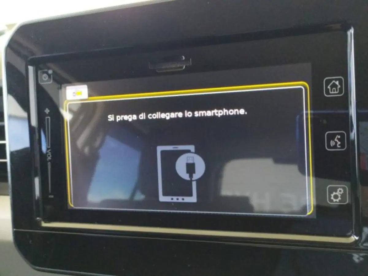 Suzuki Ignis usata a Trieste (13)