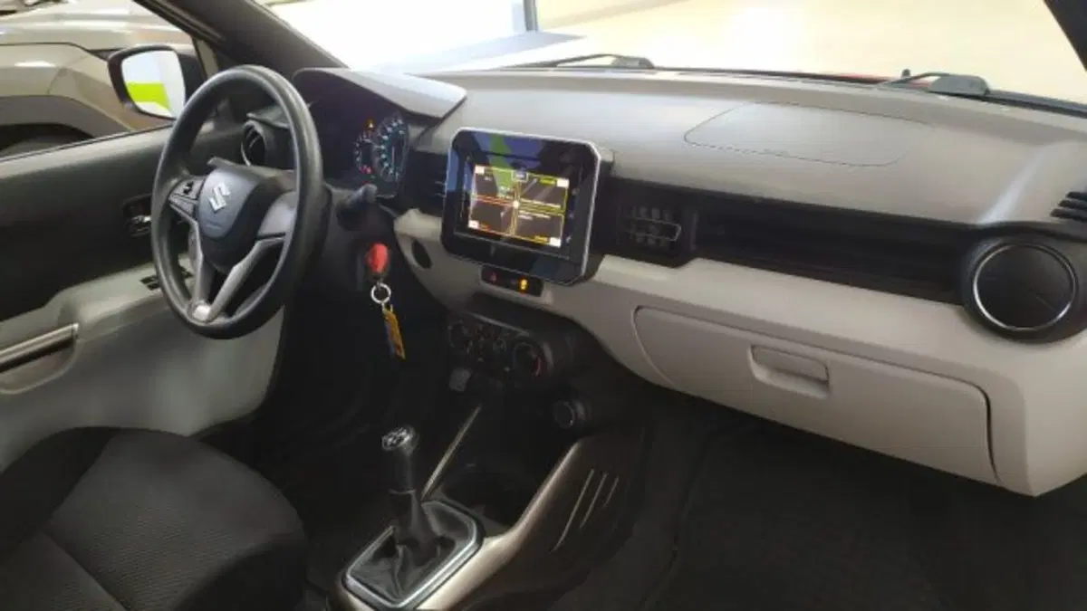 Suzuki Ignis usata a Trieste (7)
