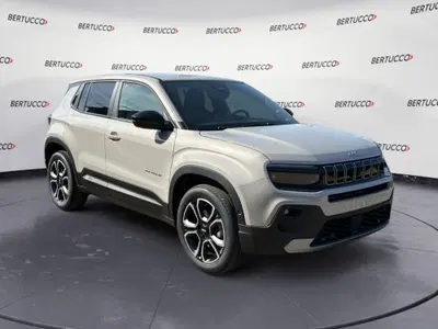 Jeep Avenger 1.2 turbo e-hybrid mhev Summit fwd 110cv edct6 nuova a Verona