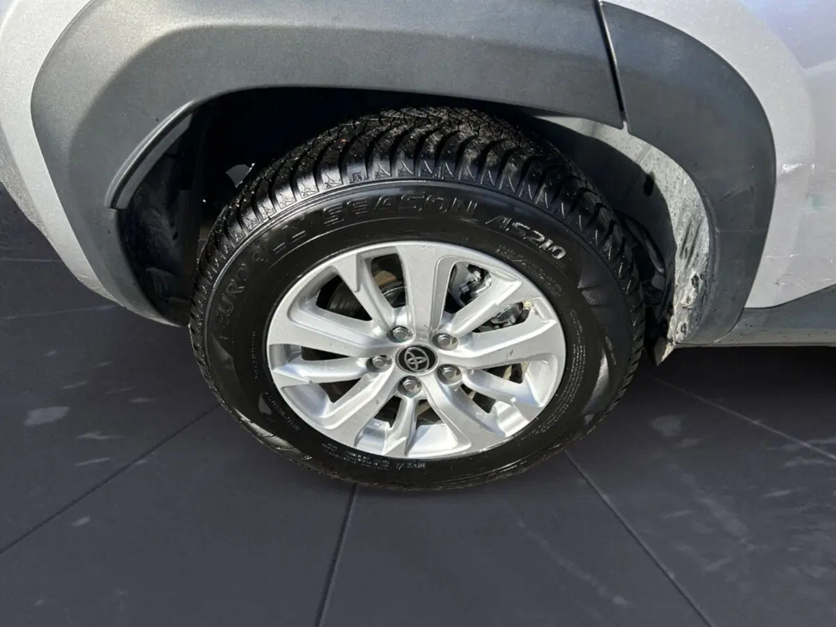 Toyota Yaris Cross usata a Verona (5)