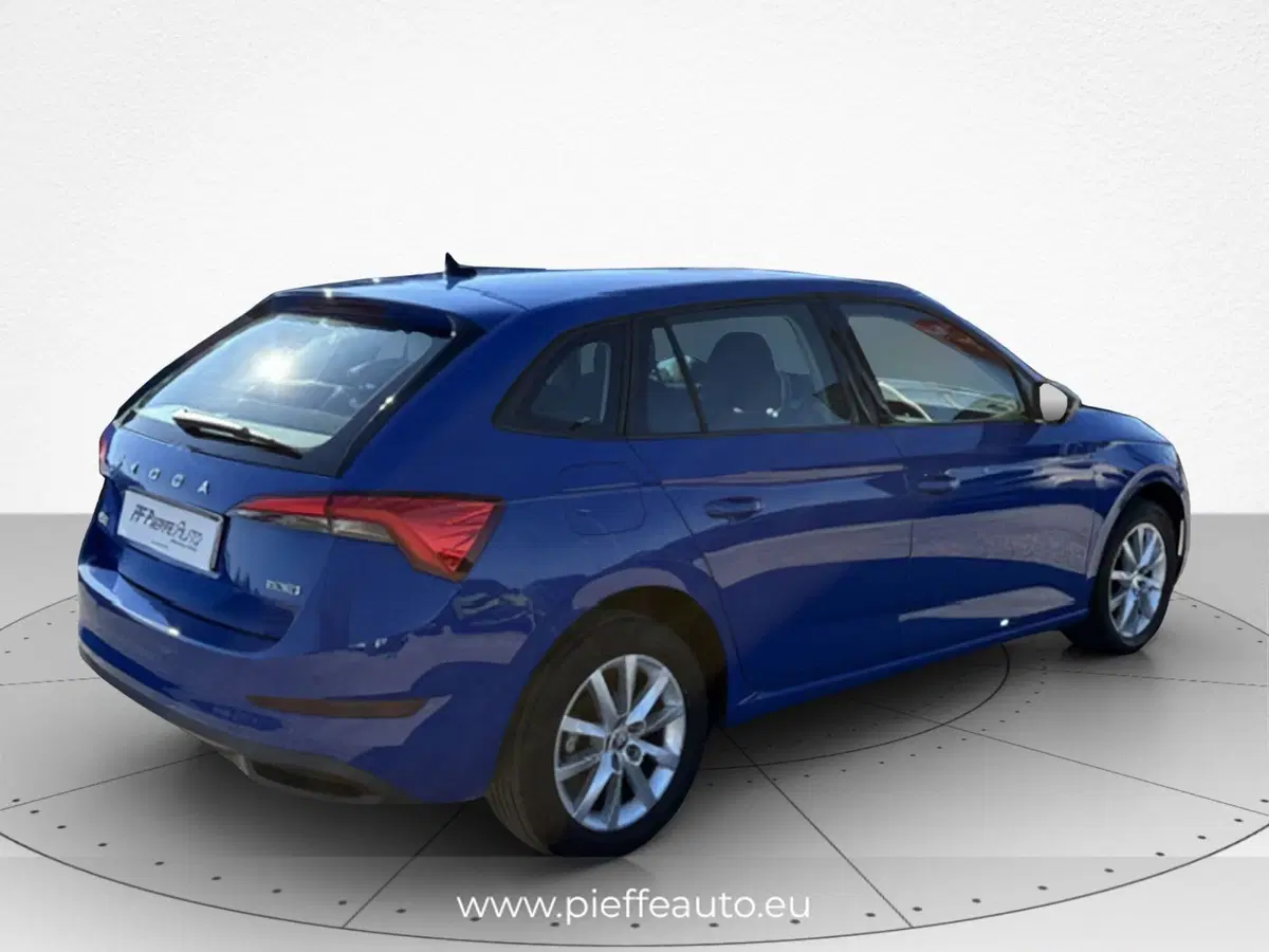 Skoda Scala usata a Macerata (3)
