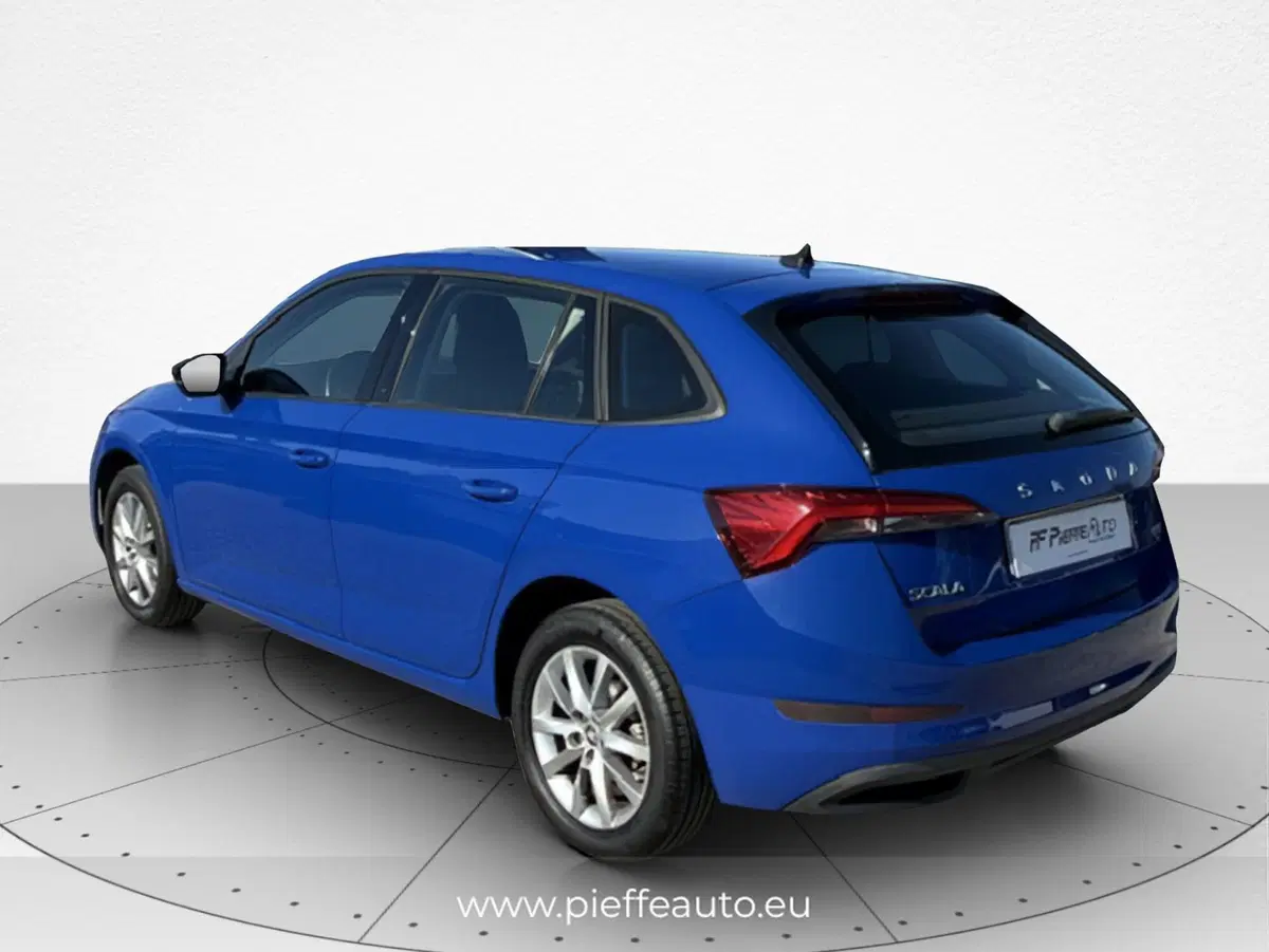 Skoda Scala usata a Macerata (4)