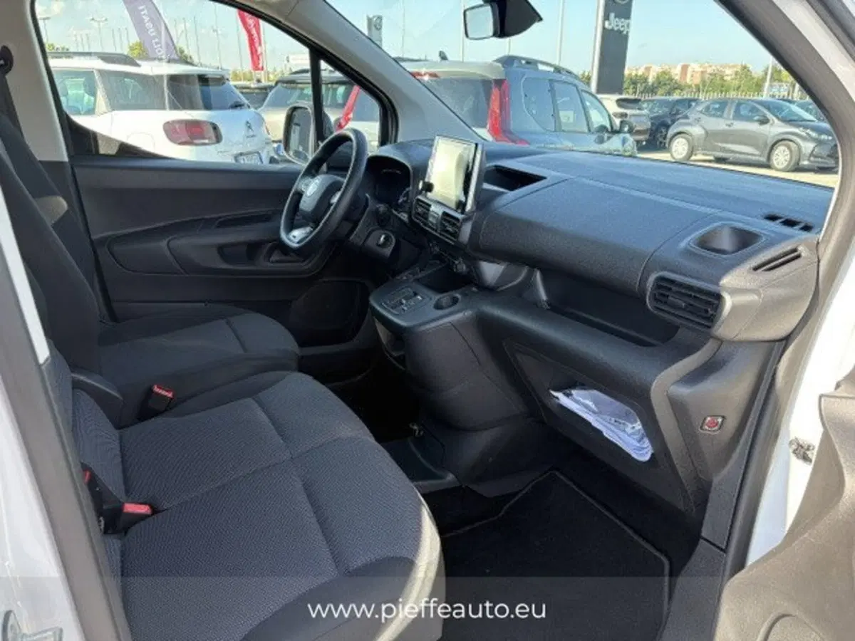 Fiat e-Doblò Furgone usata a Macerata (11)