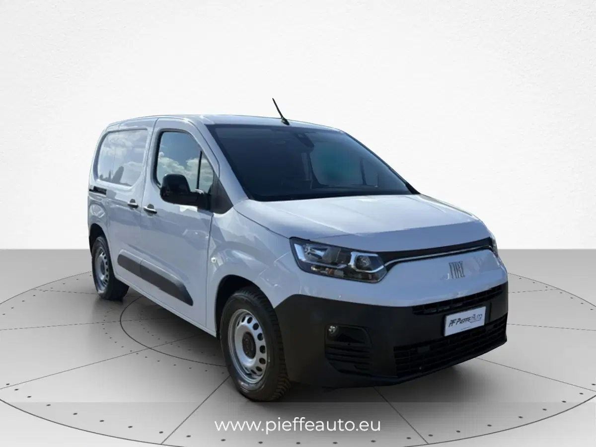 Fiat e-Doblò Furgone usata a Macerata (2)