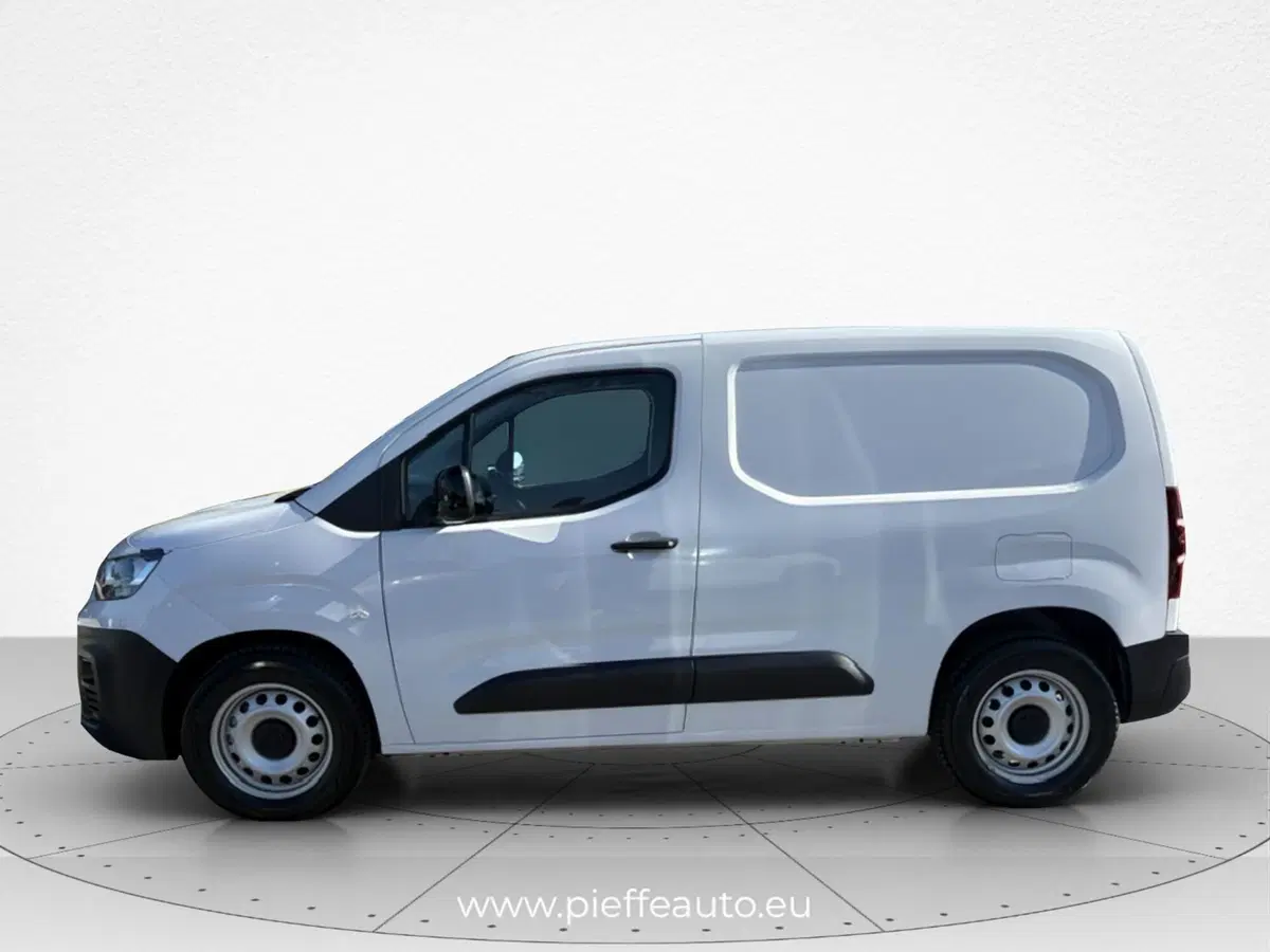 Fiat e-Doblò Furgone usata a Macerata (7)