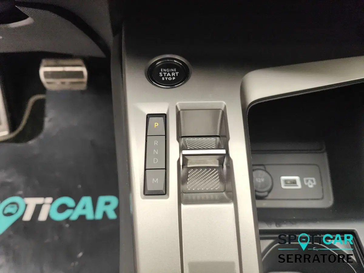 Peugeot 308 SW usata a Como (17)