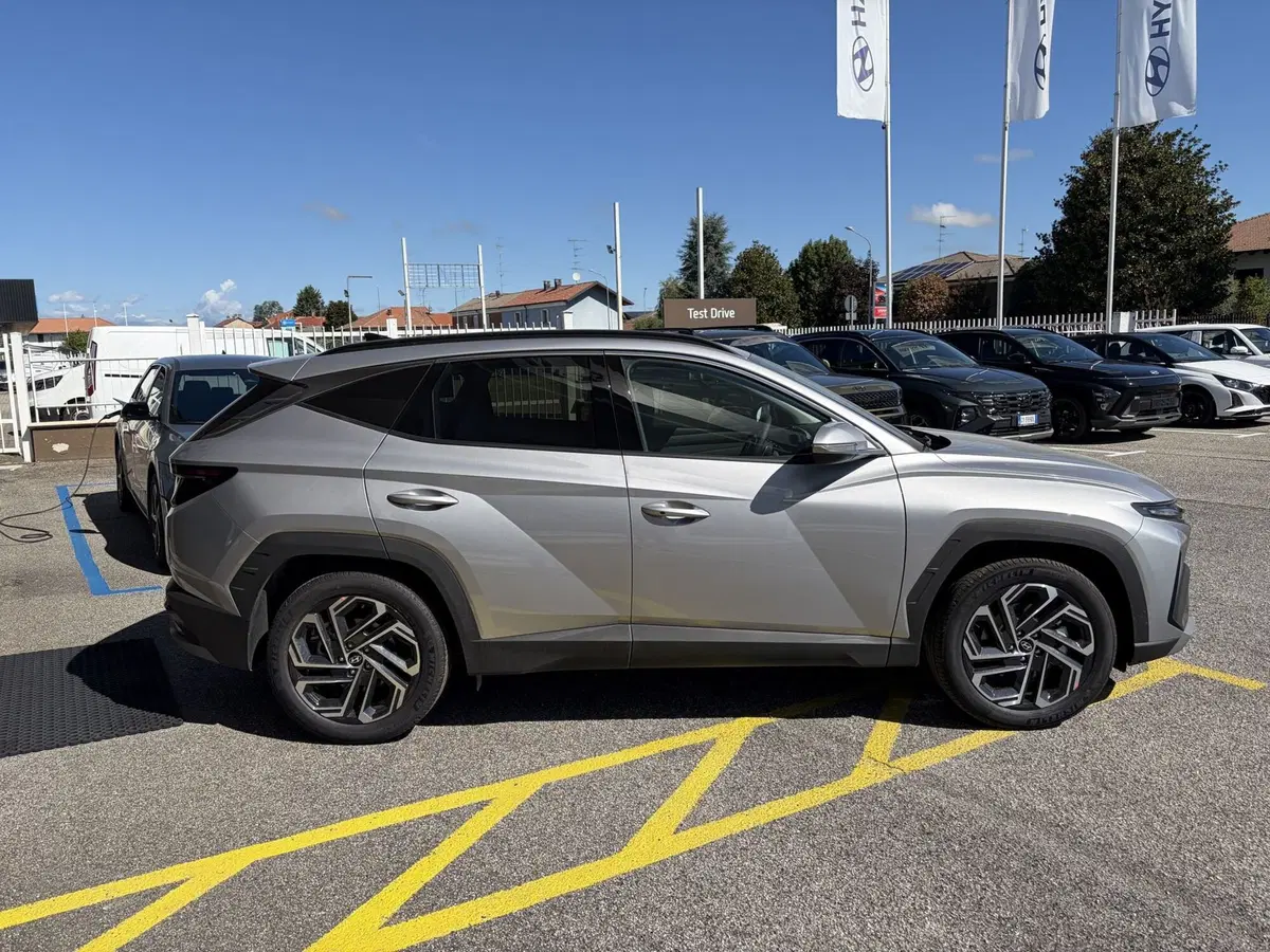 Hyundai Tucson nuova a Vercelli (6)