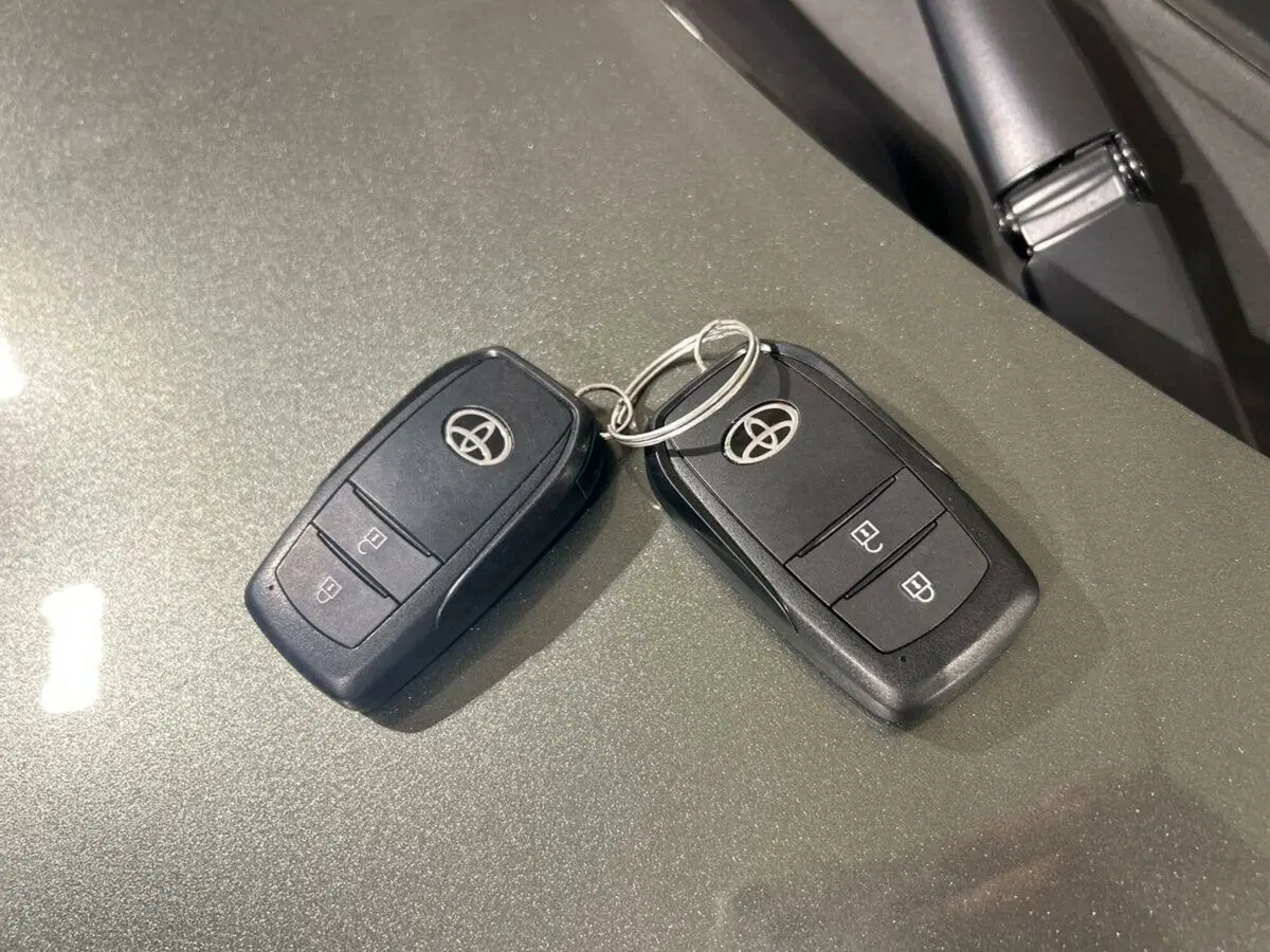 Toyota Aygo X usata a Lecco (16)