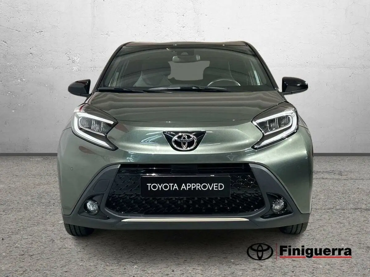 Toyota Aygo X usata a Lecco (3)