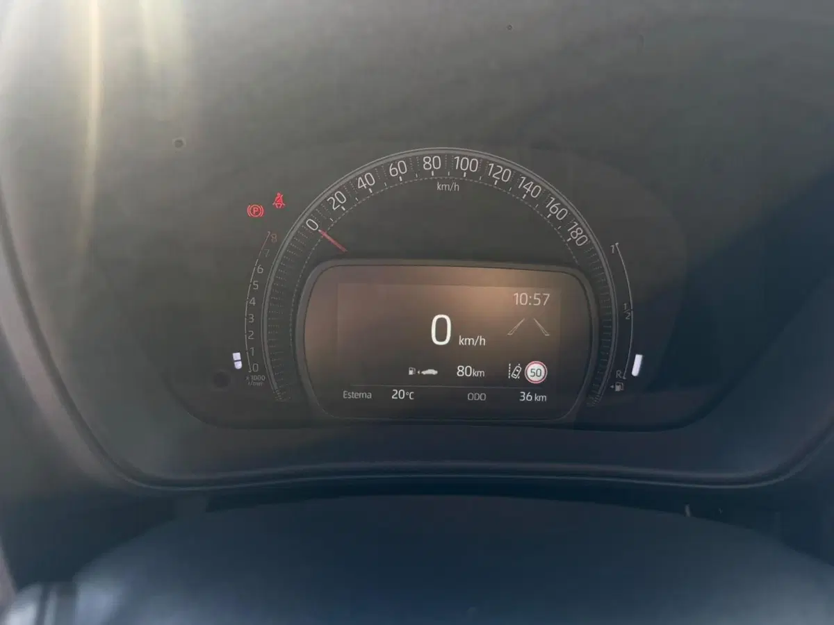 Toyota Aygo X nuova a Piacenza (13)