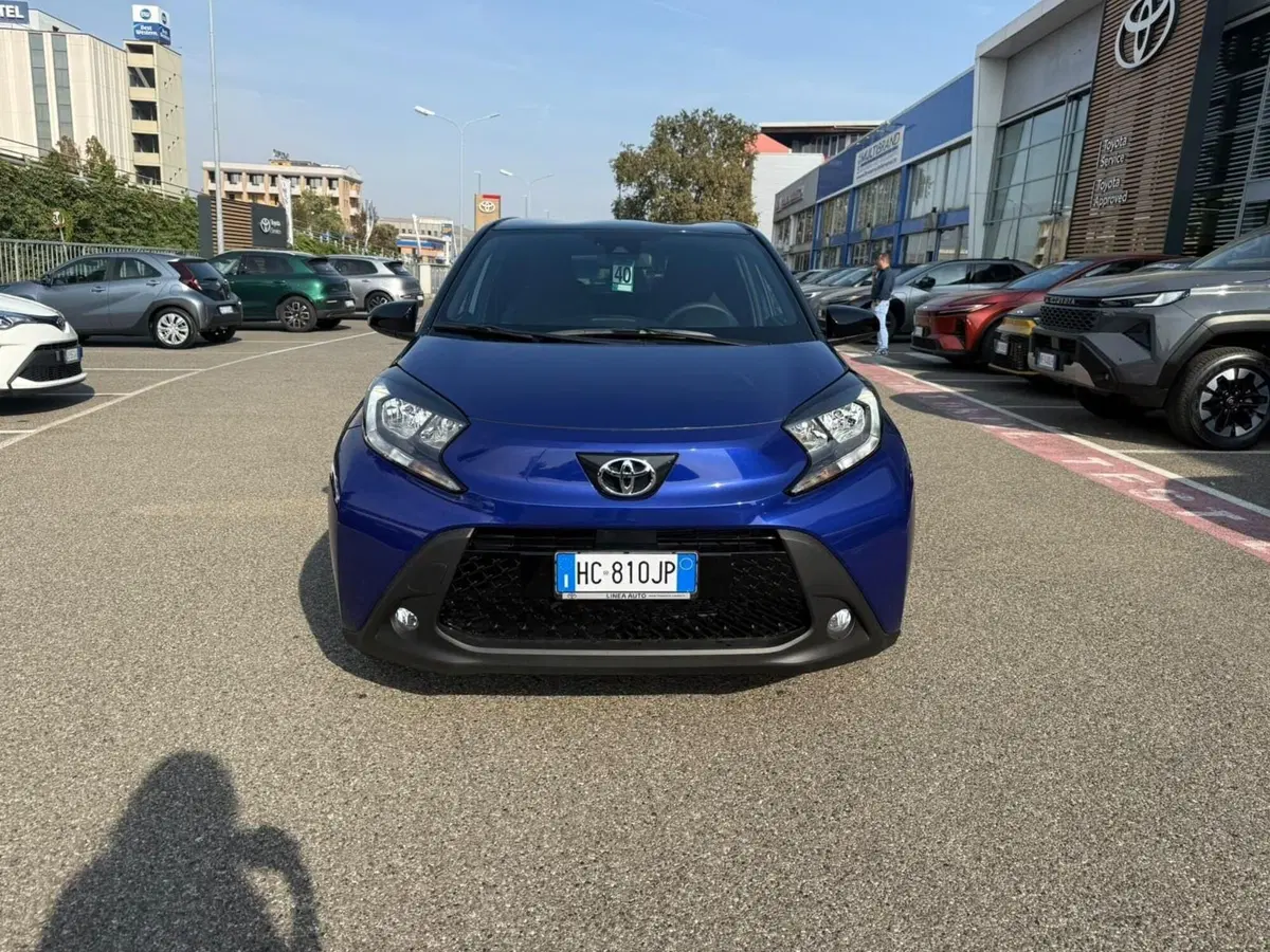 Toyota Aygo X nuova a Piacenza (5)