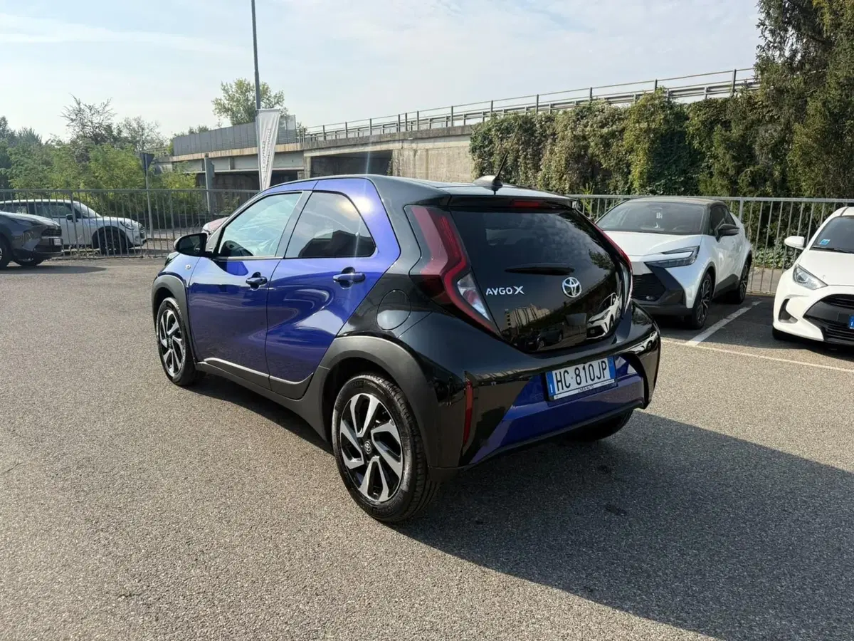 Toyota Aygo X nuova a Piacenza (6)