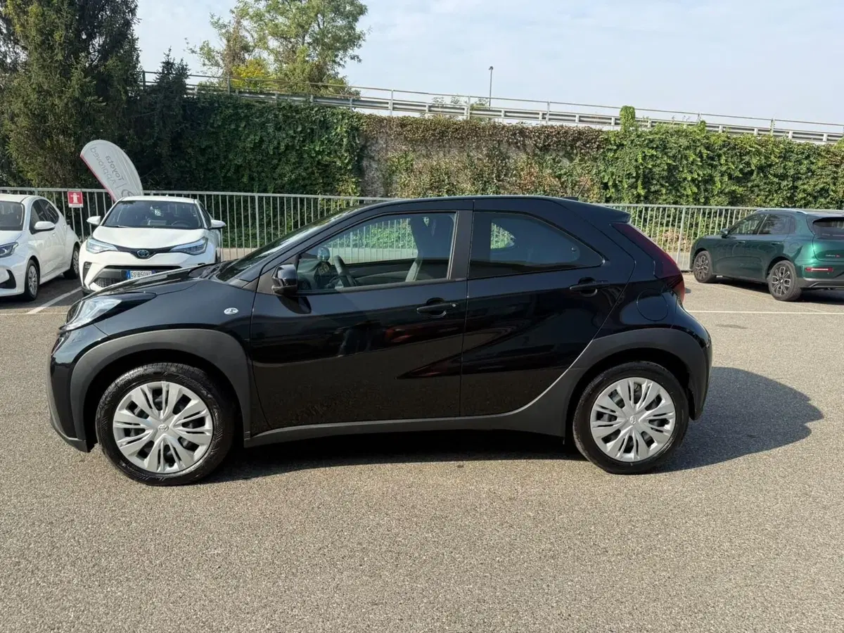 Toyota Aygo X nuova a Piacenza (4)