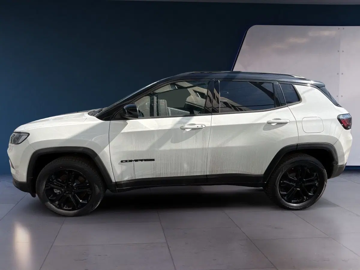 Jeep Compass nuova a Torino (3)