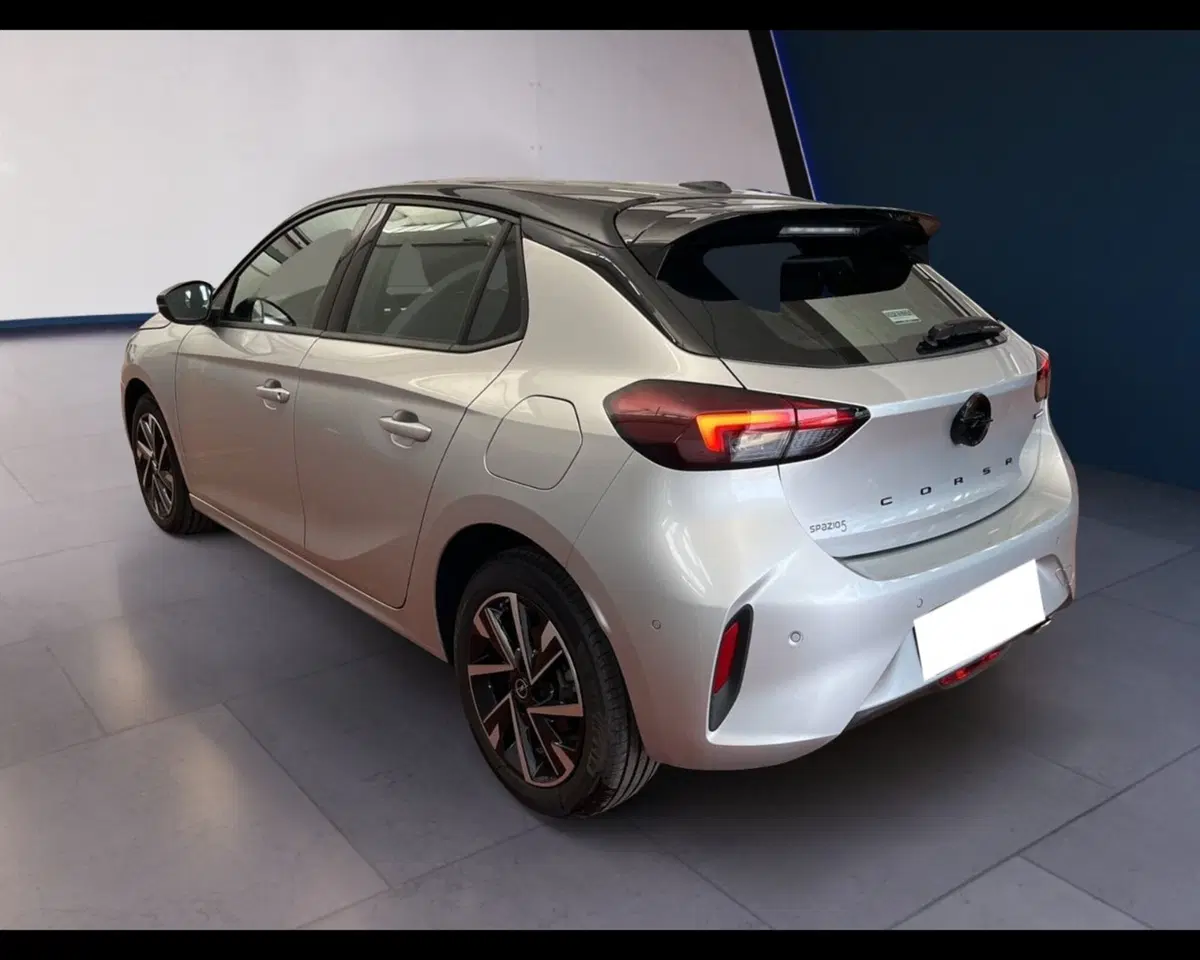 Opel Corsa usata a Torino (10)