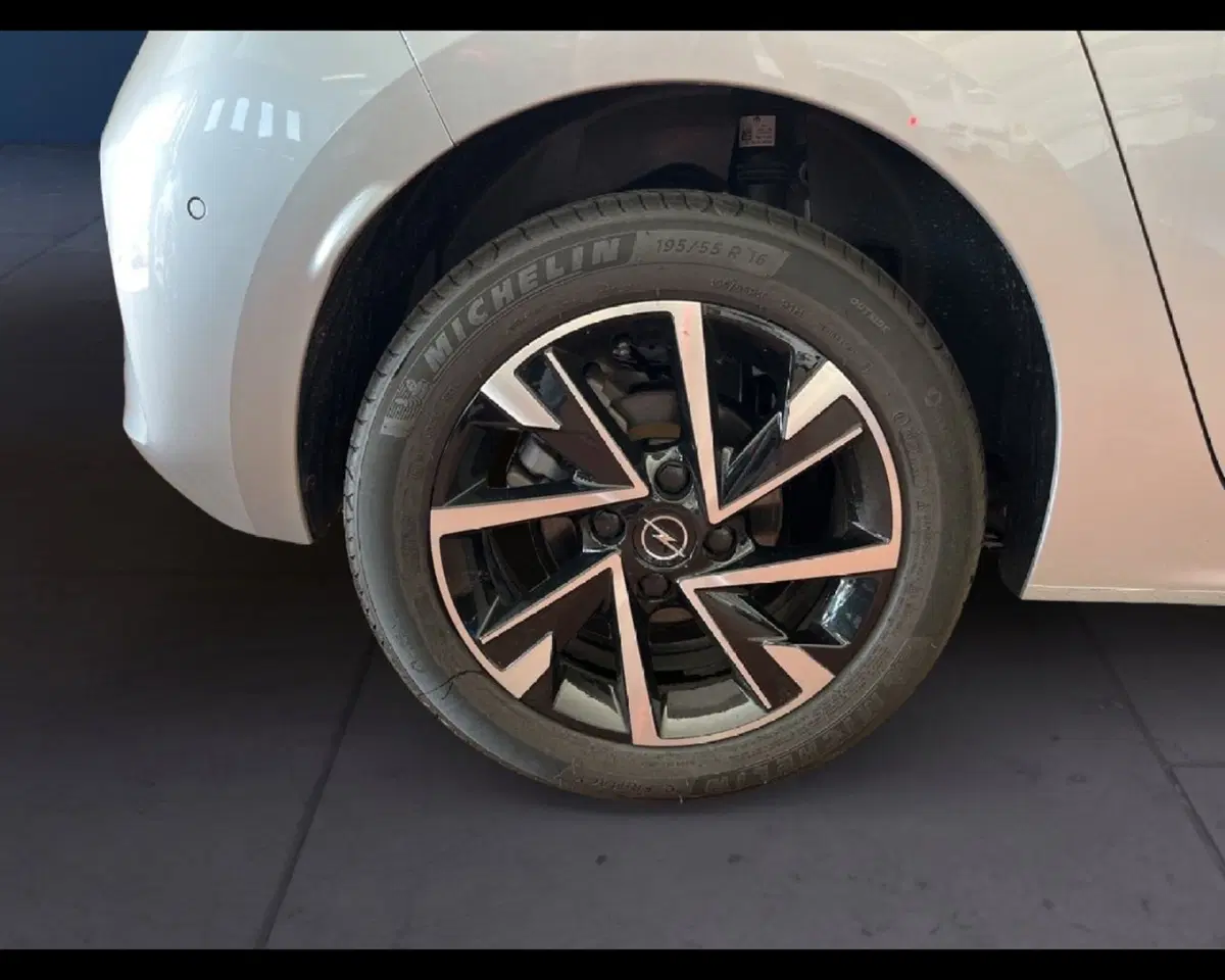 Opel Corsa usata a Torino (13)