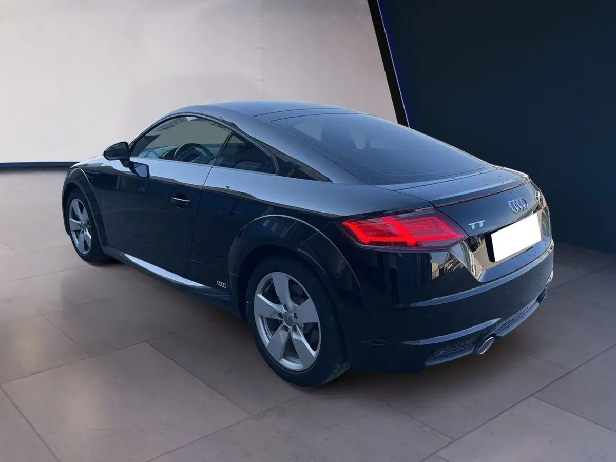 Audi TT Coupé usata a Torino (6)