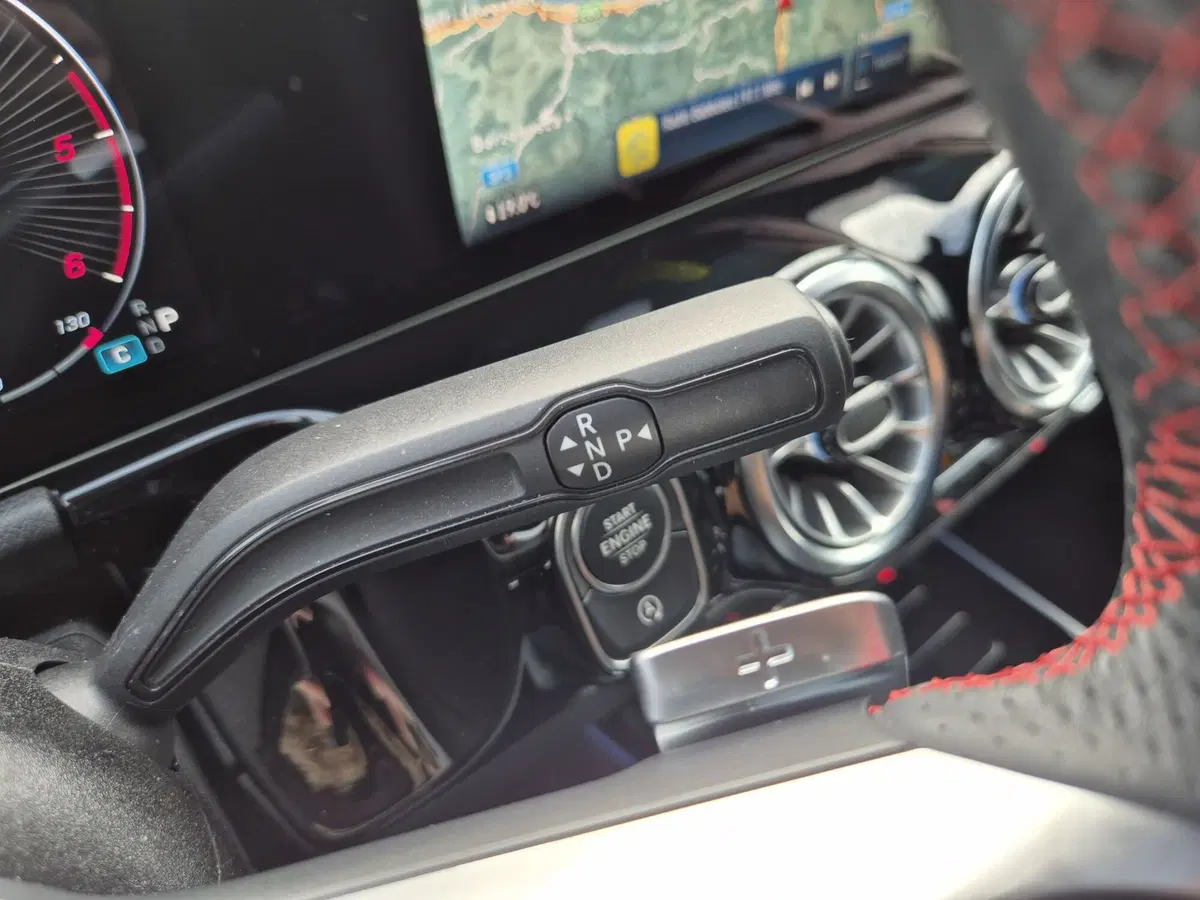 Mercedes-Benz GLA SUV usata  (10)