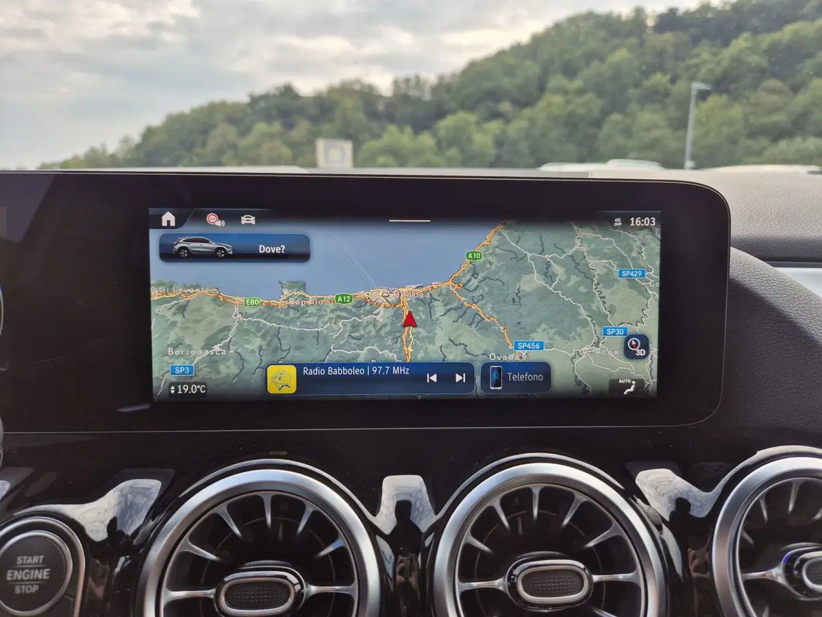 Mercedes-Benz GLA SUV usata  (11)