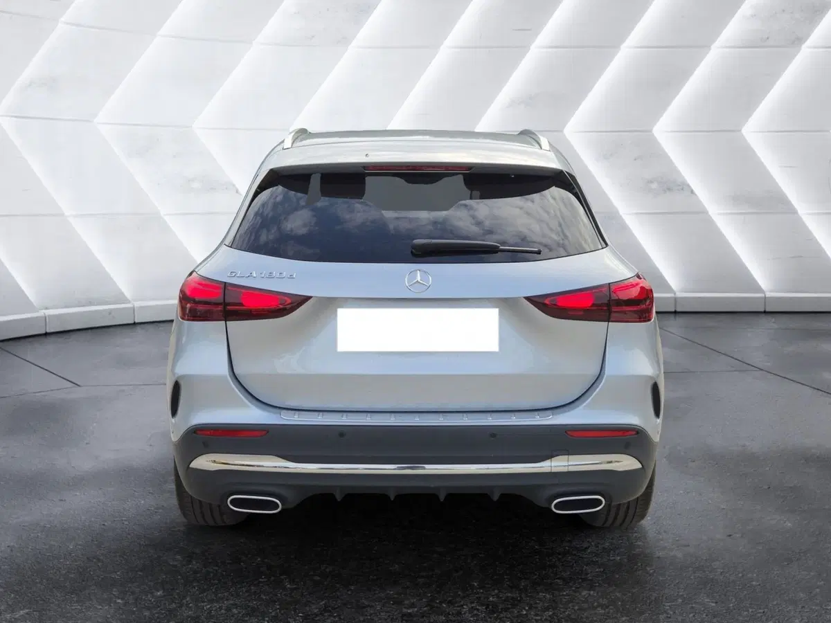 Mercedes-Benz GLA SUV usata  (3)