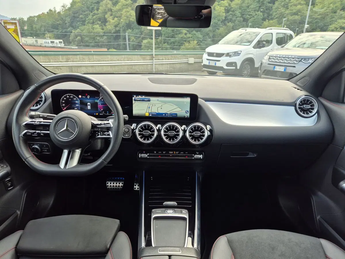 Mercedes-Benz GLA SUV usata  (8)