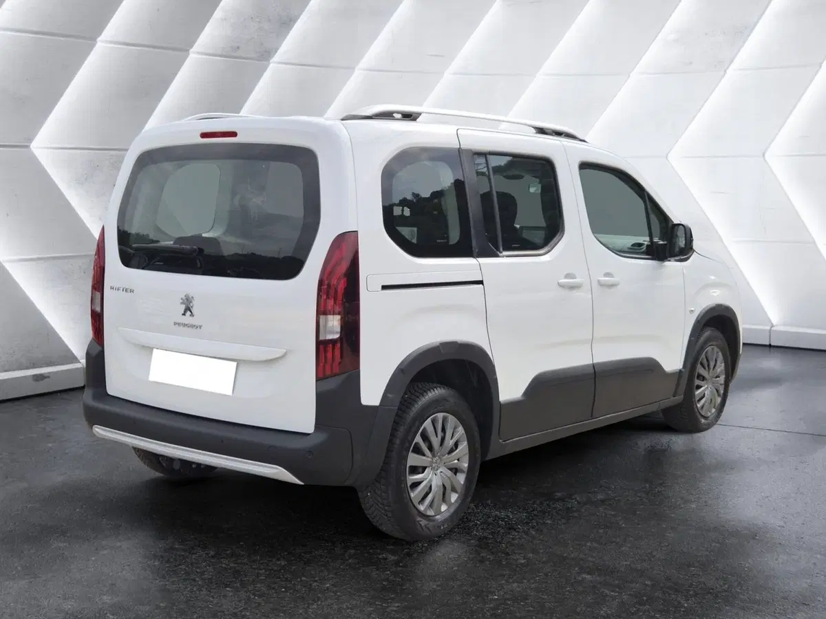 Peugeot Rifter usata  (4)
