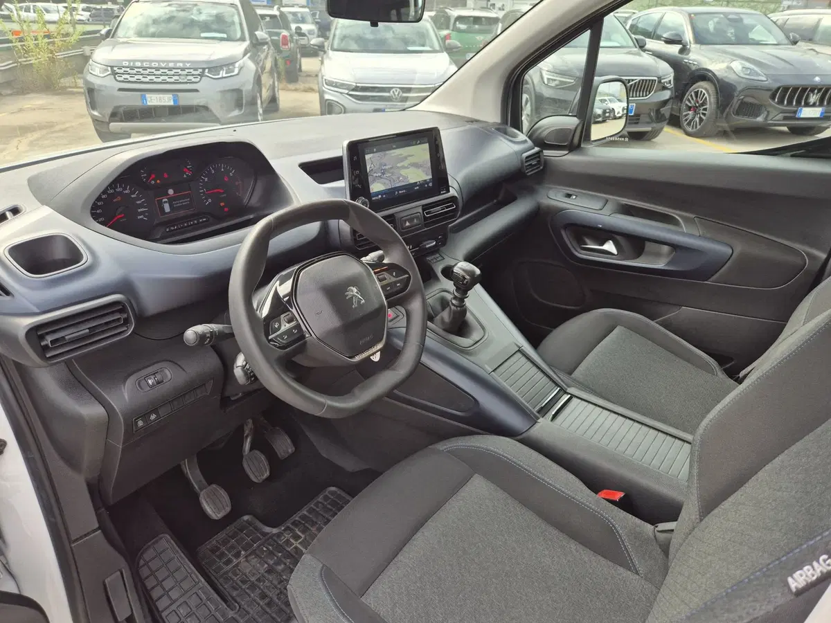 Peugeot Rifter usata  (6)