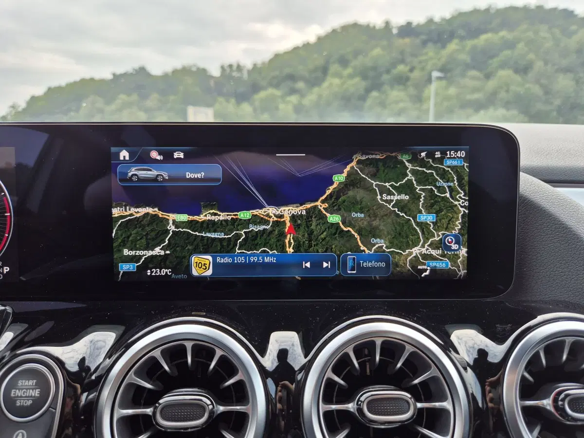 Mercedes-Benz GLA SUV usata  (11)