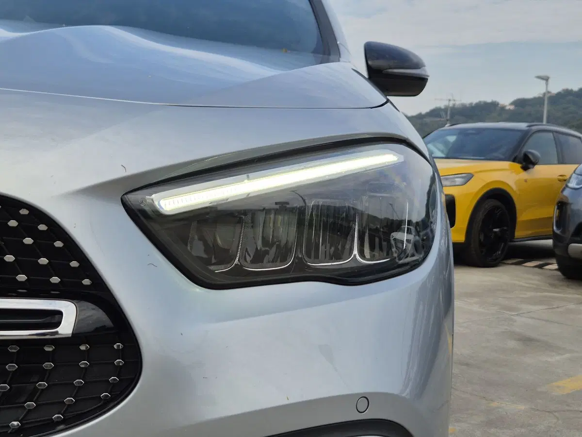 Mercedes-Benz GLA SUV usata  (17)