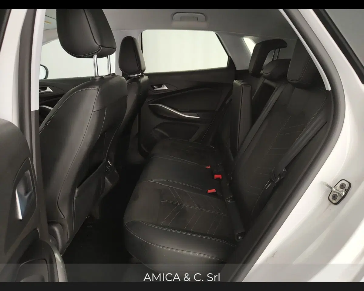 Opel Grandland usata a Caserta (18)