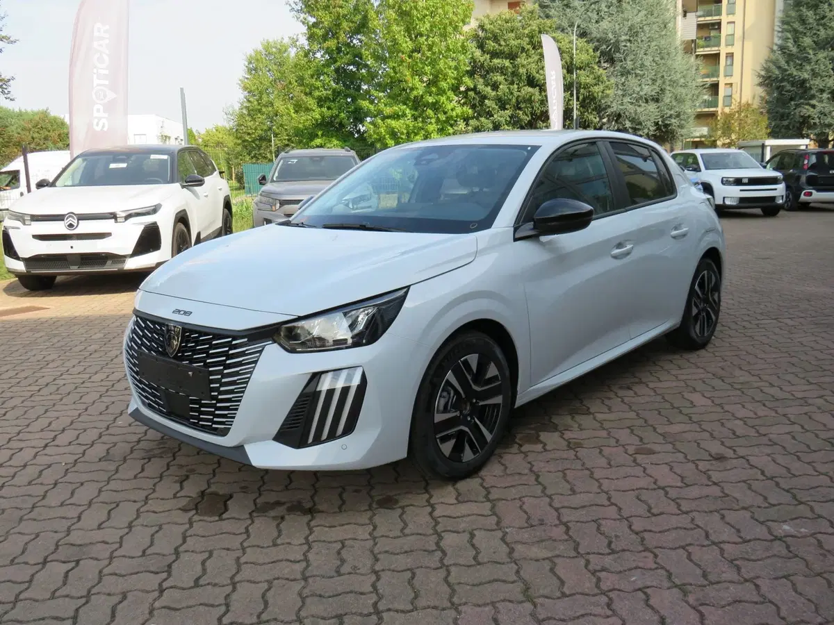 Peugeot 208 nuova a Monza e Brianza (3)