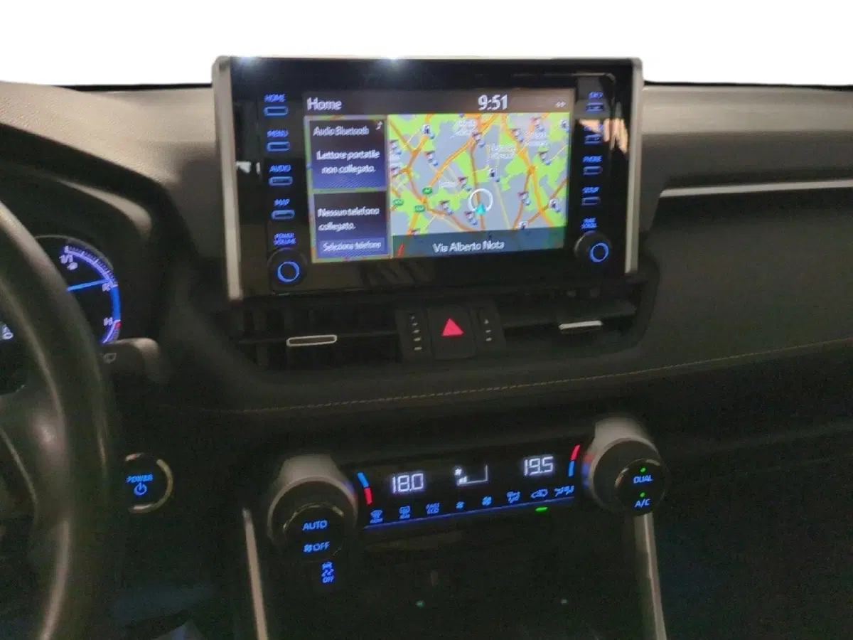 Toyota Rav4 usata a Milano (13)