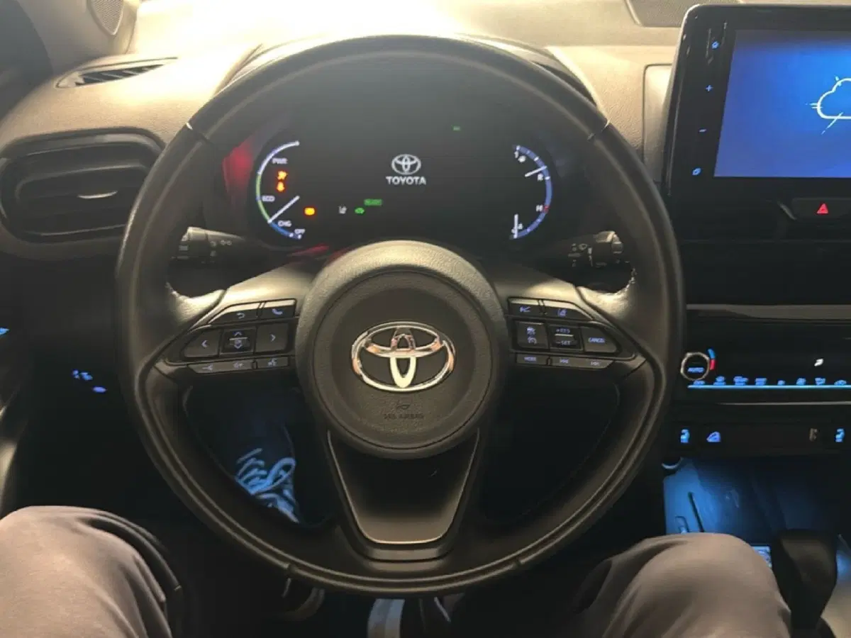 Toyota Yaris Cross usata a Milano (10)
